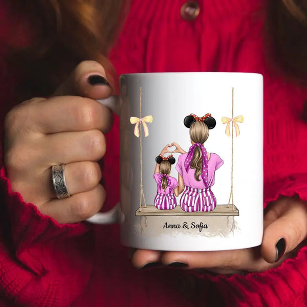 Mutter und Tochter sitzen auf - Clipart Tasse Personalisiert mit Namen - MyMagicMemory DE