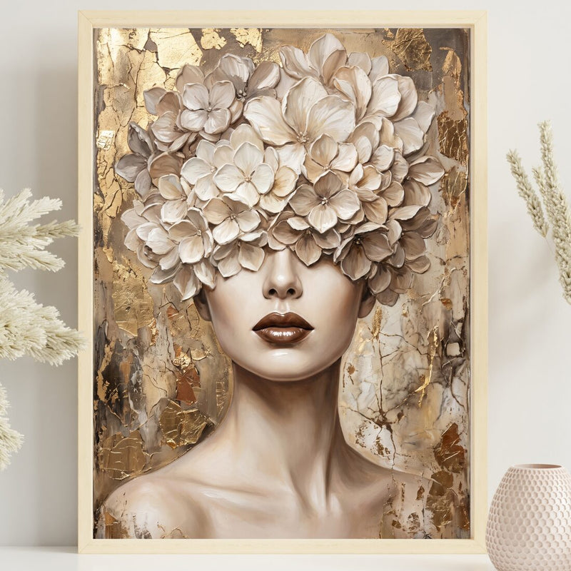 Blütenkopf Poster – Frau mit Blumen, Kunstdruck in Gold und Beige