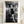 Vintage Aufzug Poster – Schwarz Weiß Fotokunst mit Abendkleid