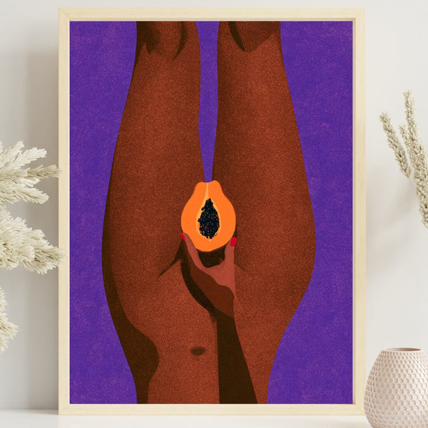 Papaya Poster – sinnlicher Boho Akt Kunstdruck in Lila