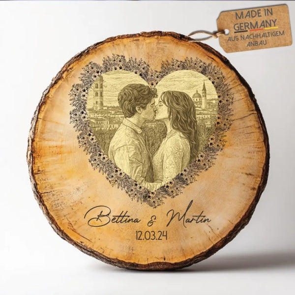 Herz Gravur Holzscheibe aus echt Holz, Personalisierbar mit Bild Gravur, Name, Datum, Pärchen, Hochzeit